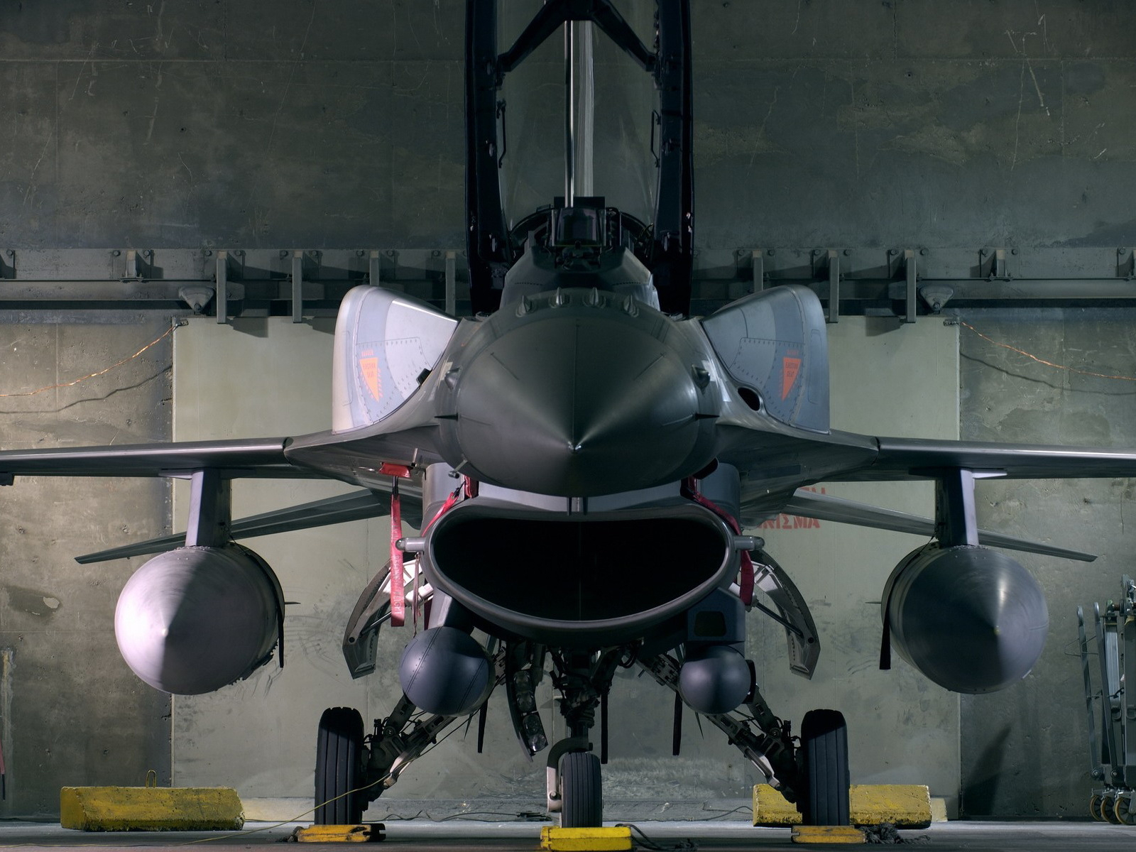 F-16