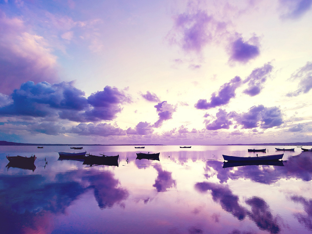 http://img.desktopwallpapers.ru/sky/pics/20b24deffaeacf376d016-1024.jpg