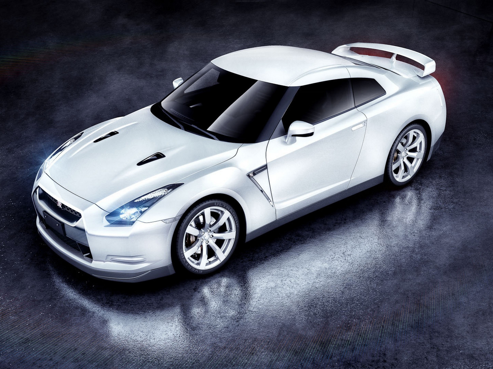 Nissan GT-R