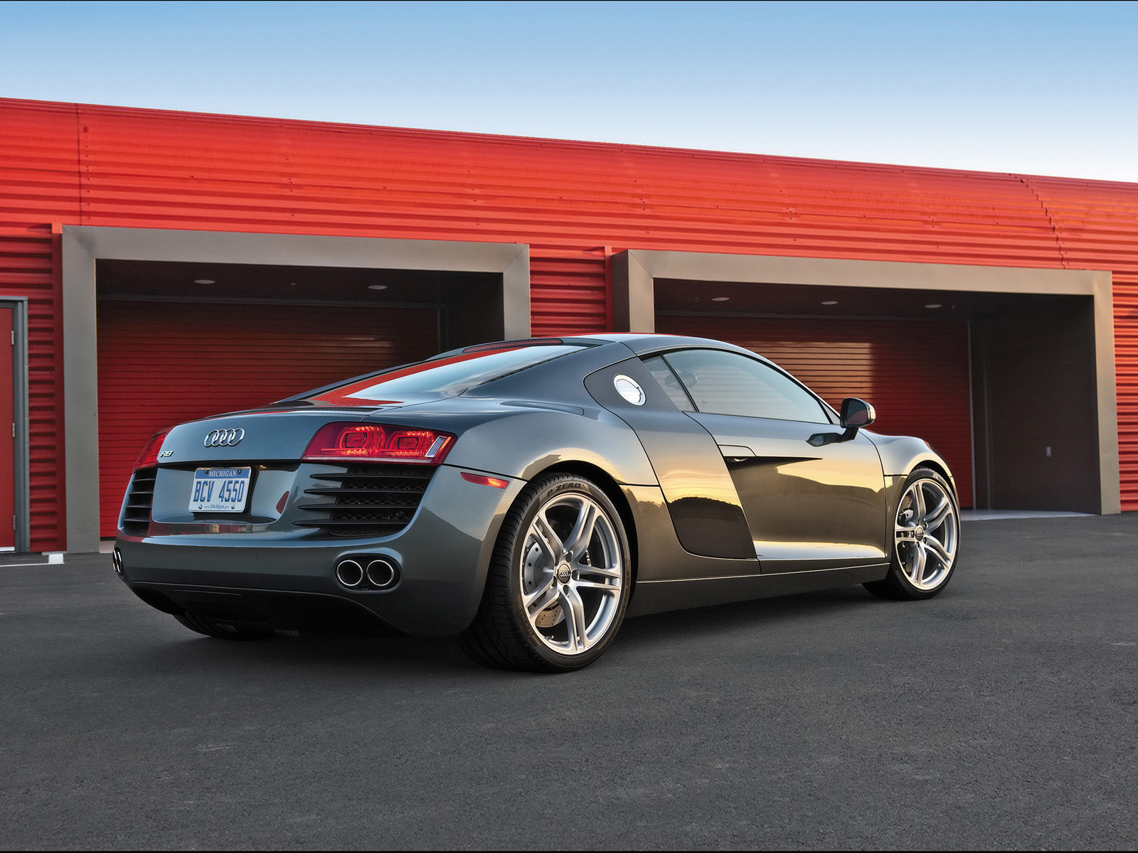 Audi R8