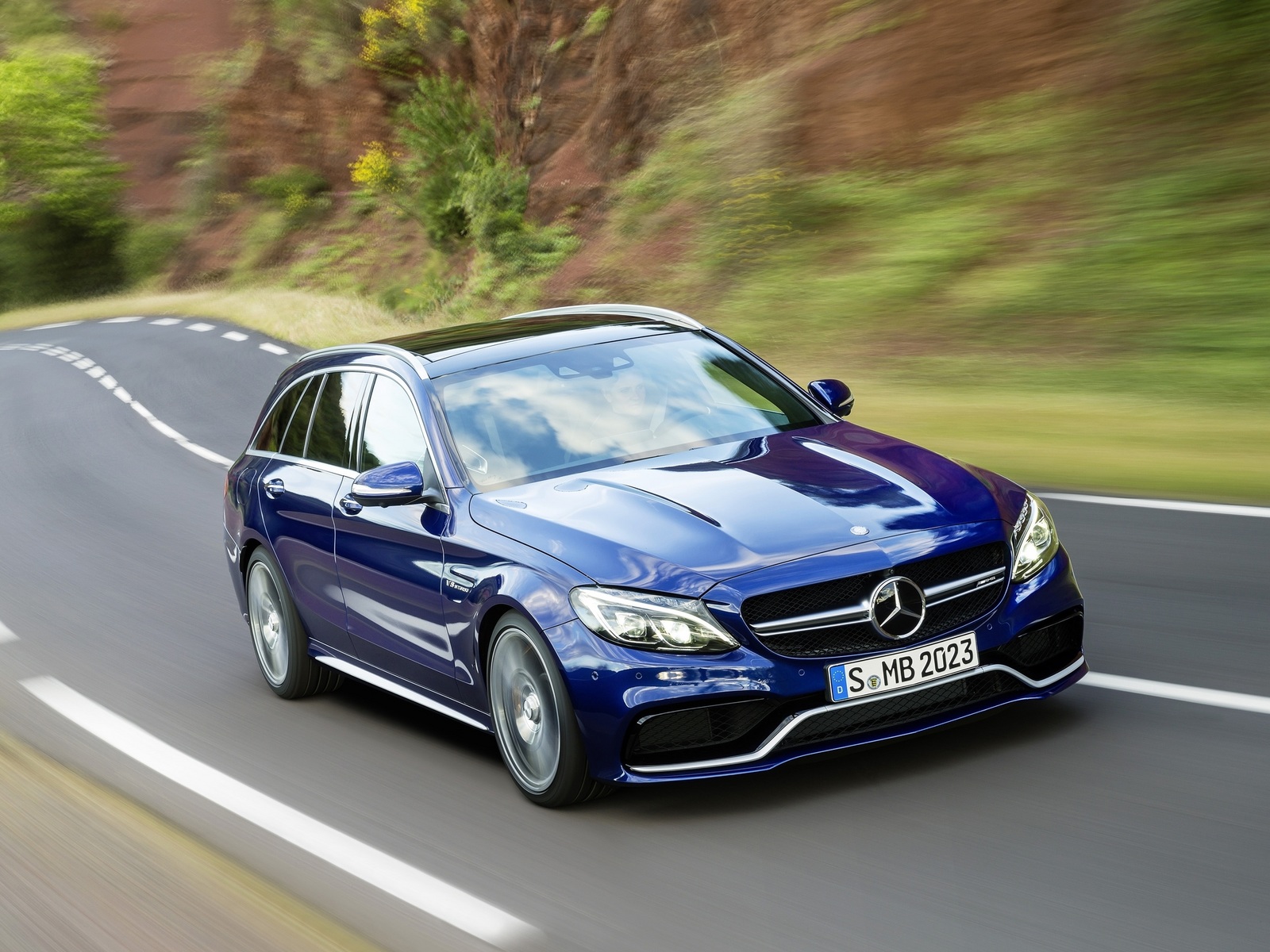 Mercedes Benz C63 AMG 2015