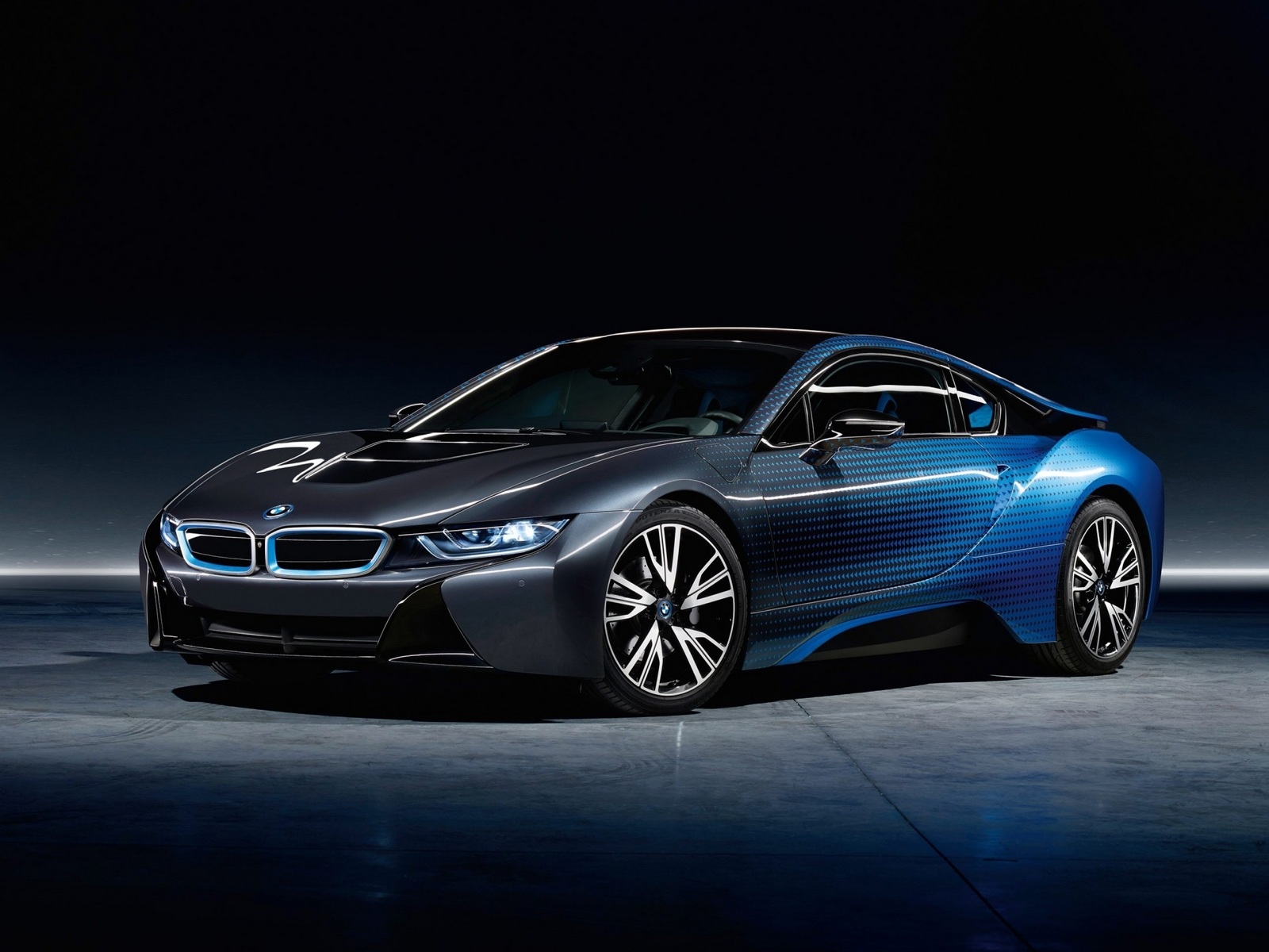 BMW i8