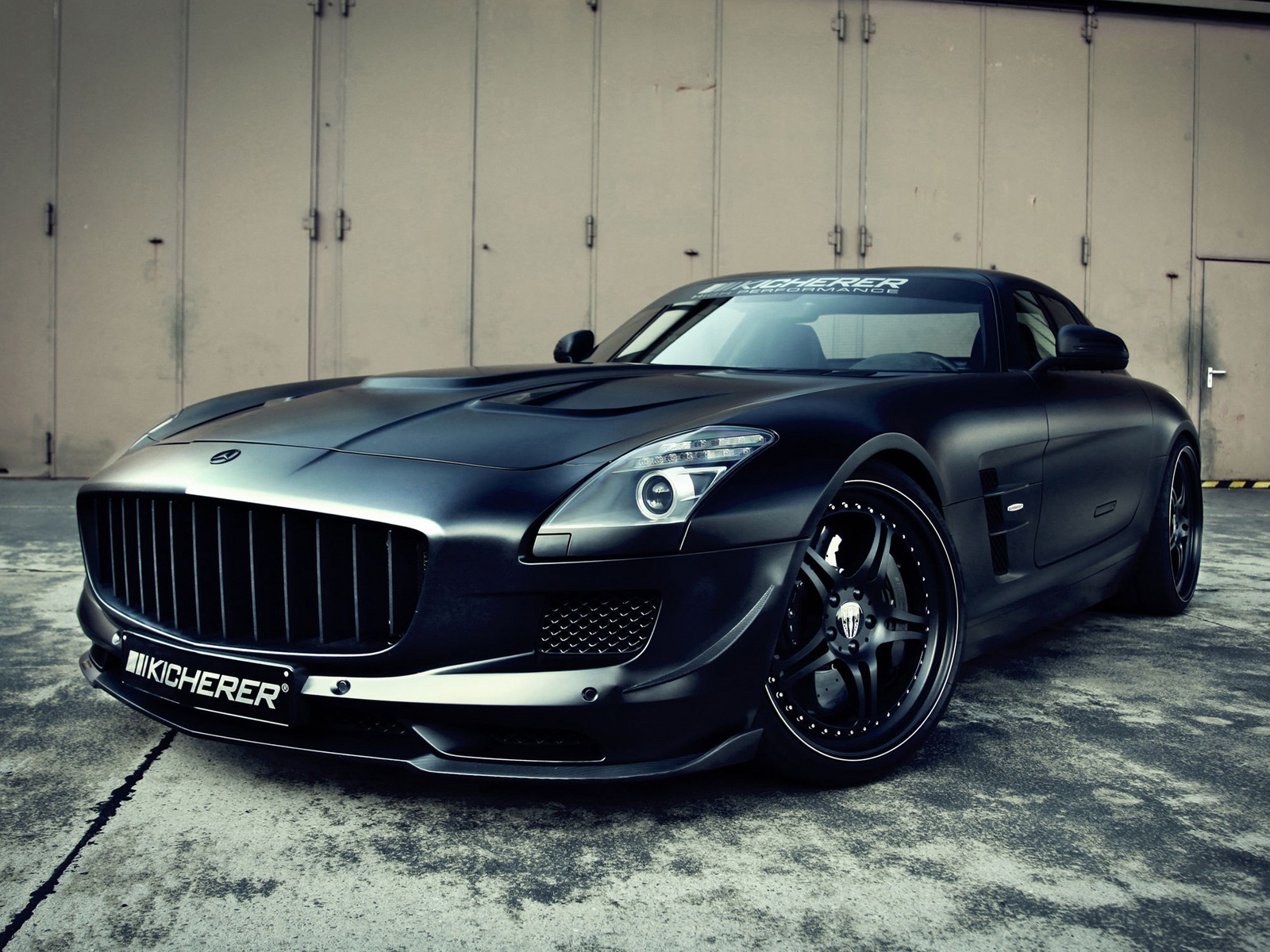 Mercedes SLS