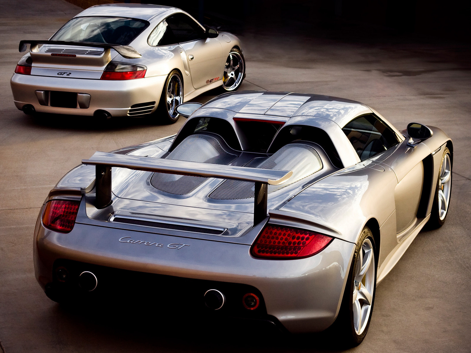 Porsche 911 GT2 � Carrera GT