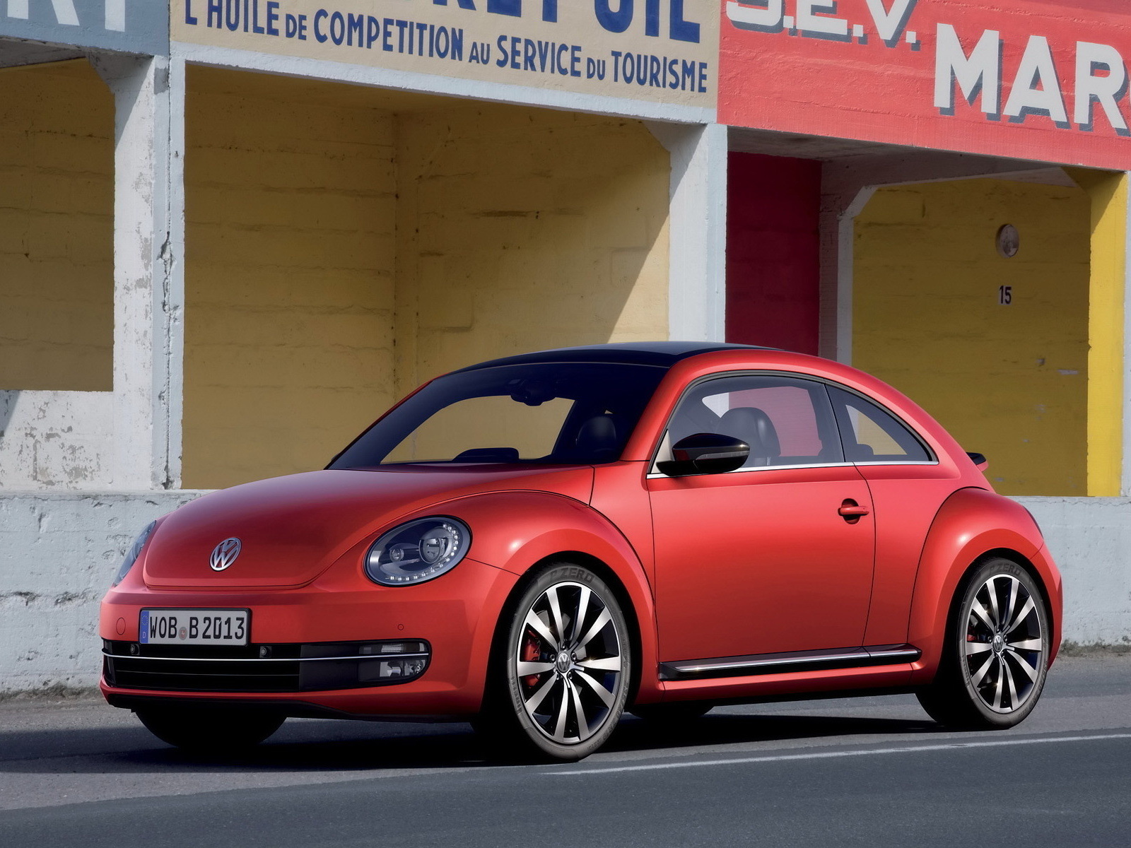VW Beetle 2012