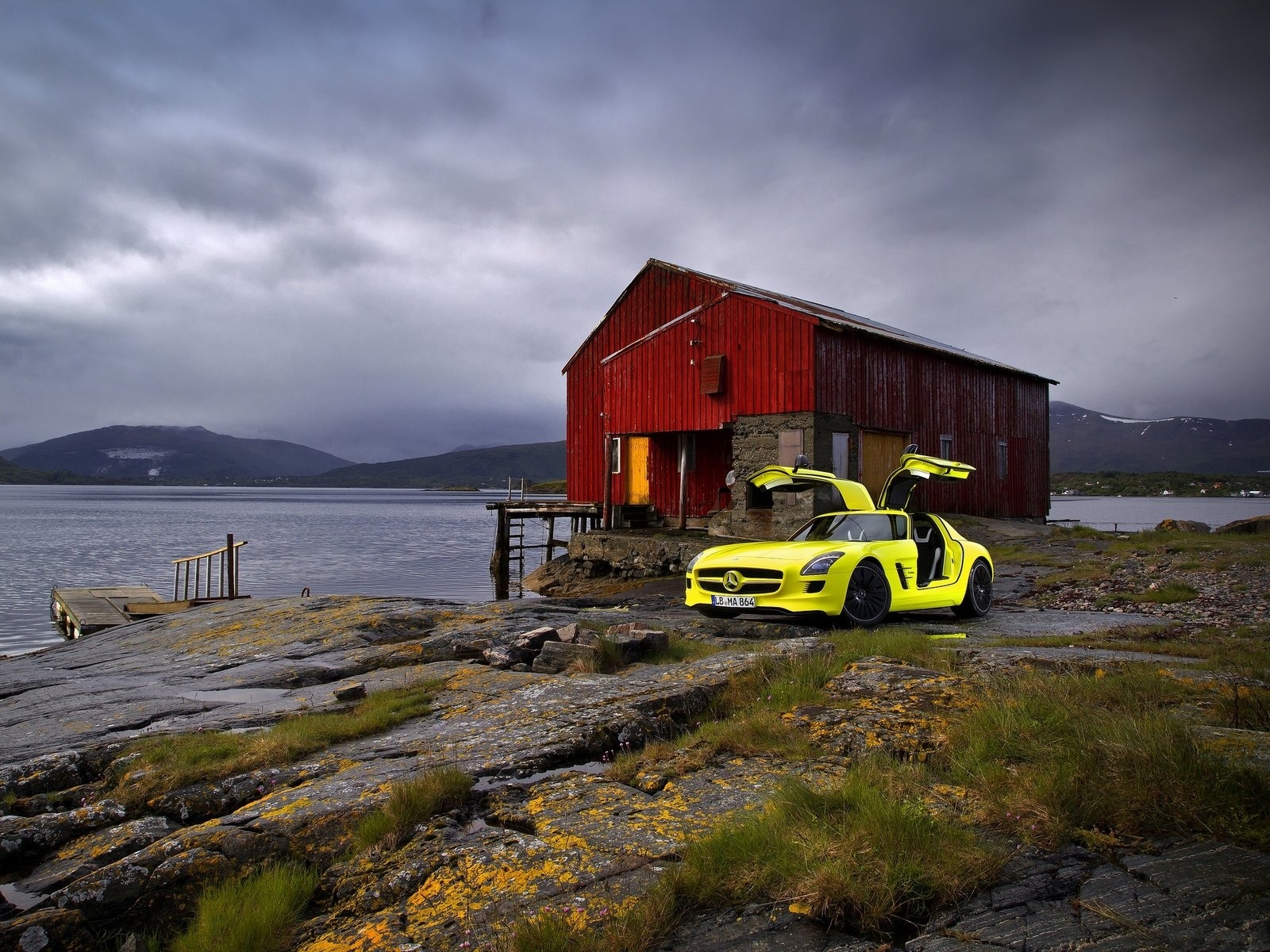 Mercedes AMG SLS63