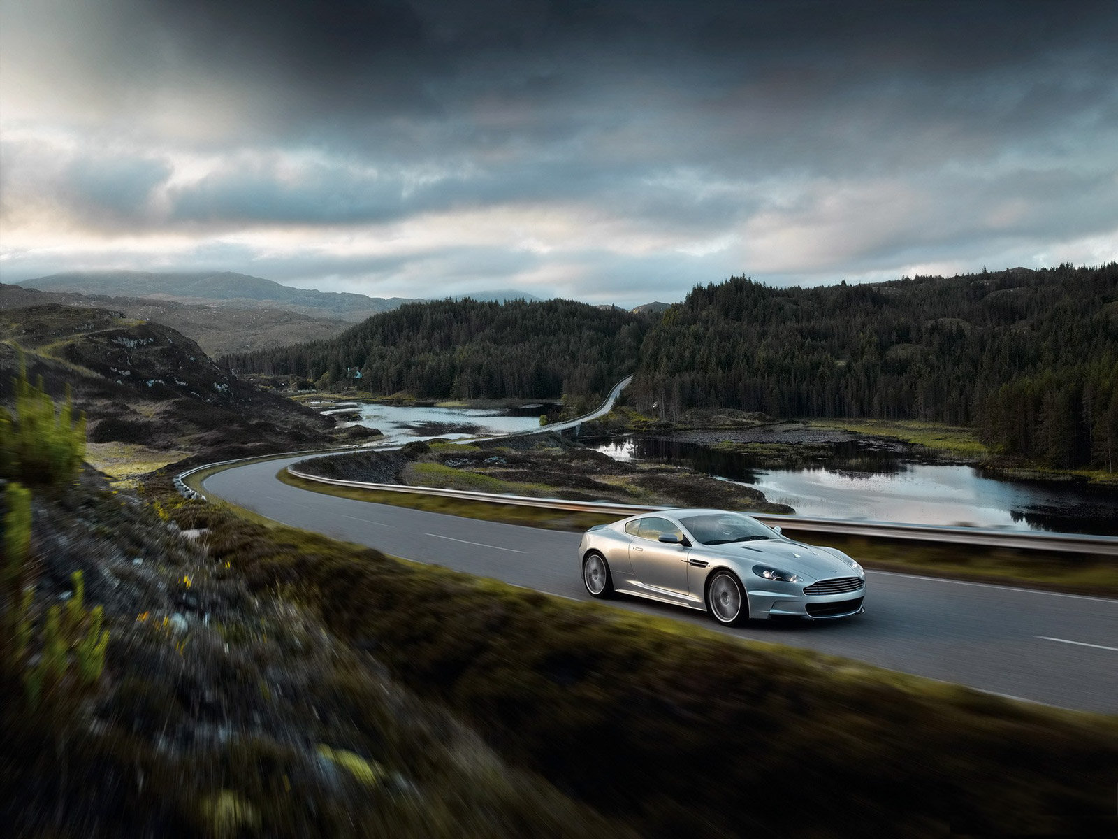Aston Martin DBS