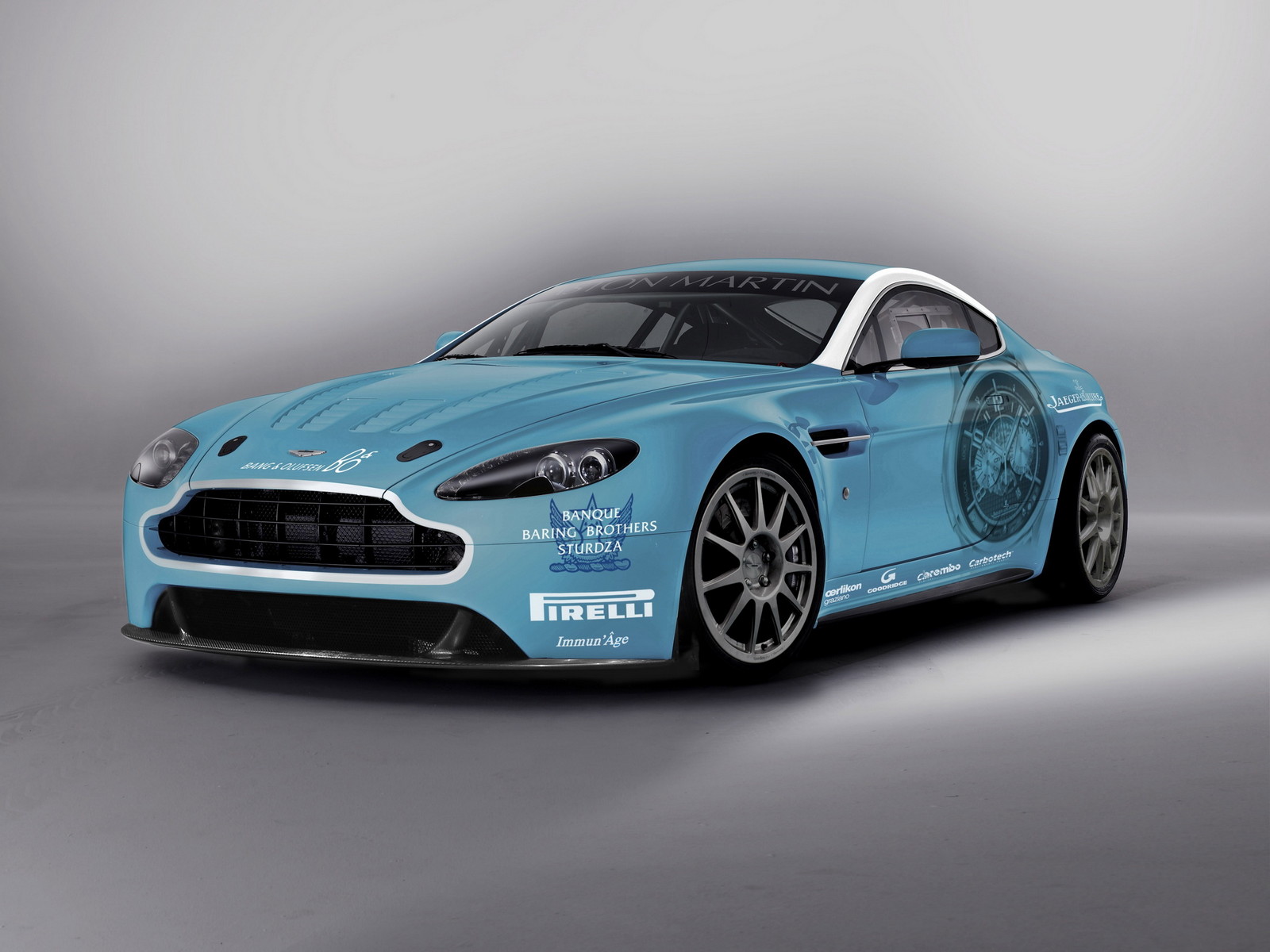 Aston Martin DBS