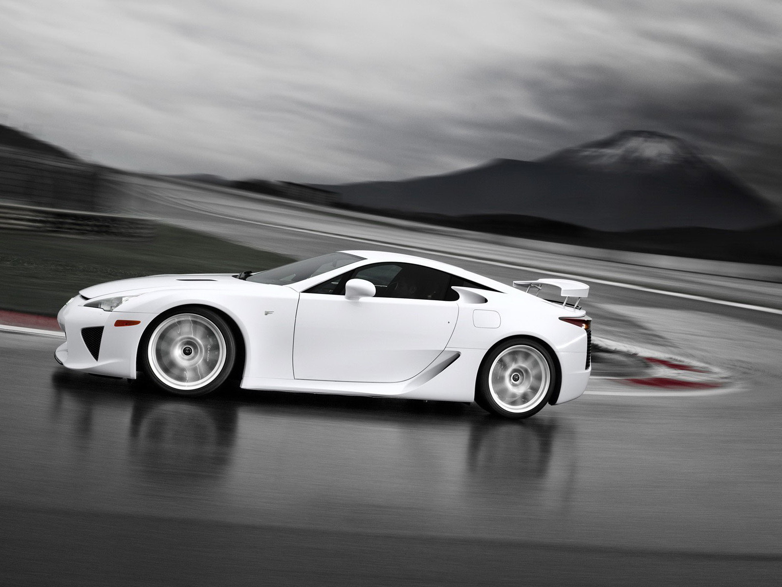 Lexus LF-A