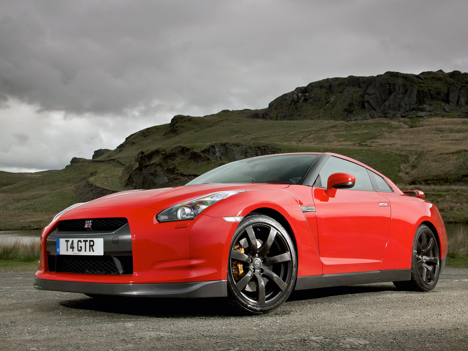 Nissan GT-R