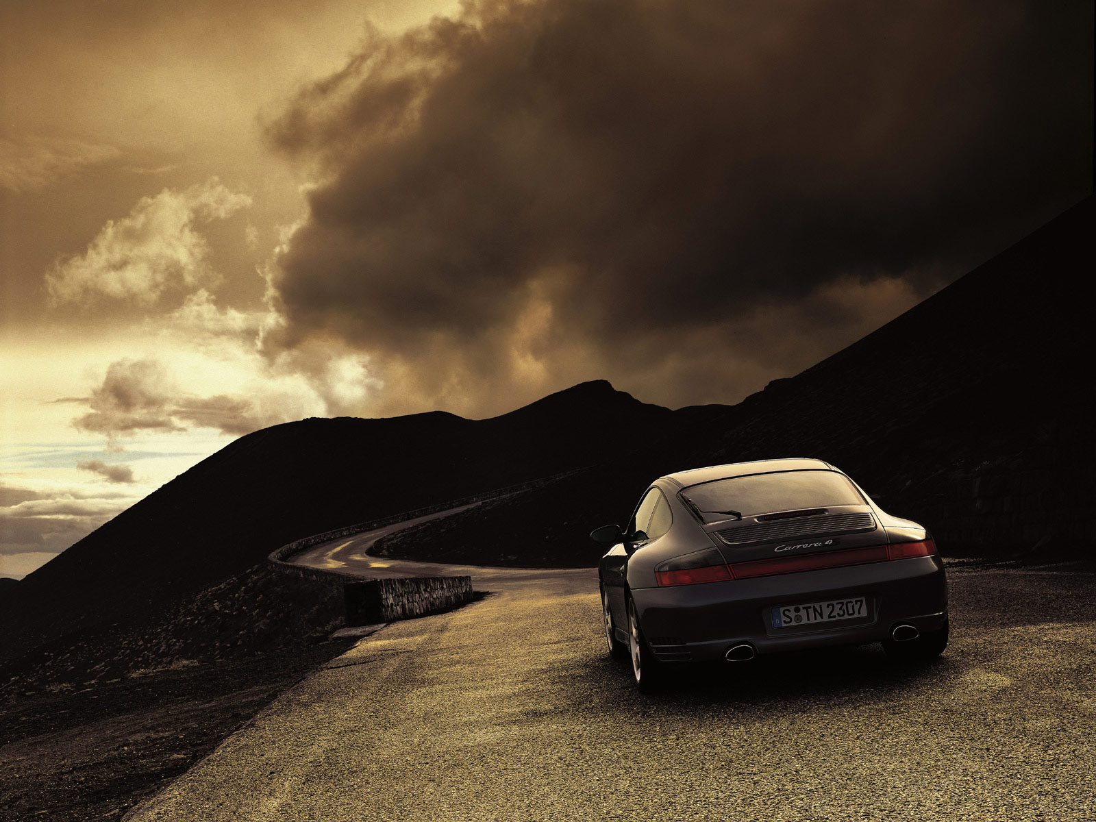 Porsche 911 Carrera 4