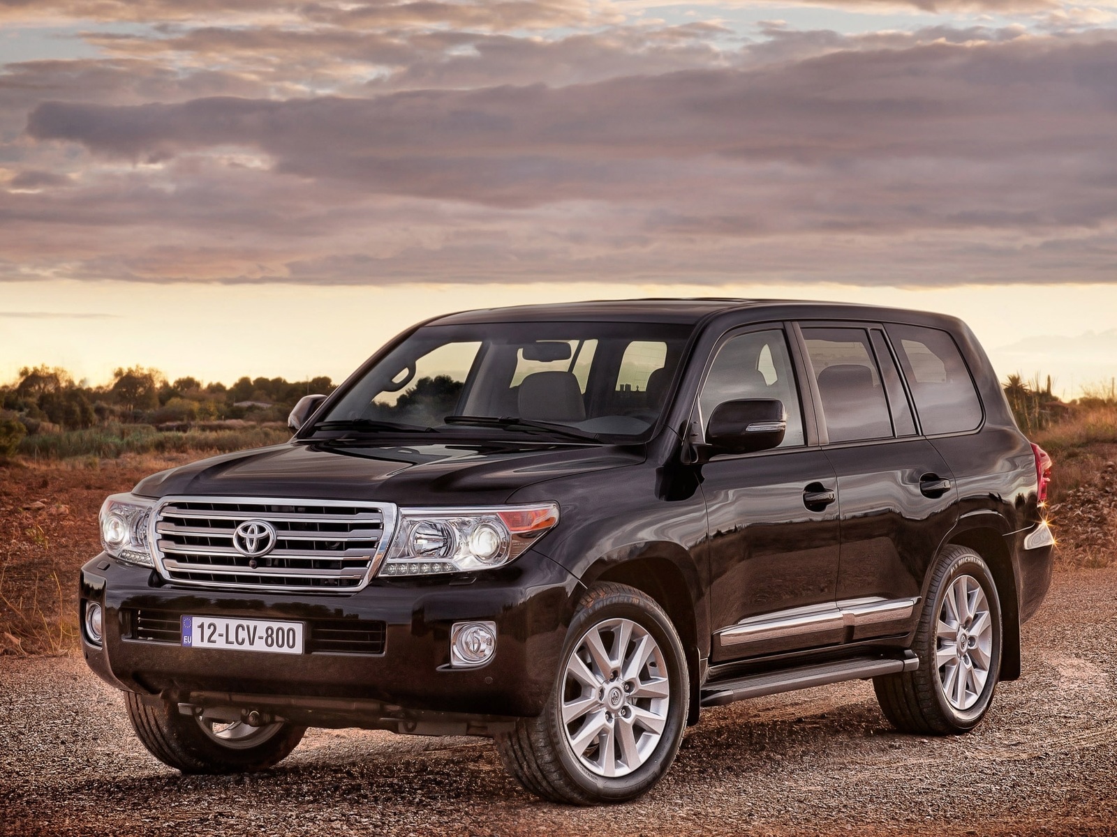 Toyota Land Cruiser 200
