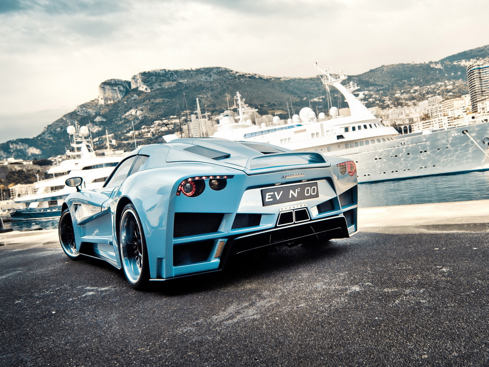 Mazzanti Evantra