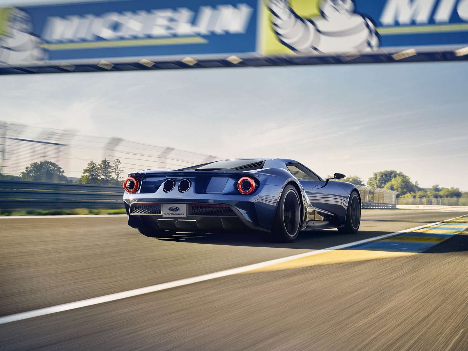 Ford GT