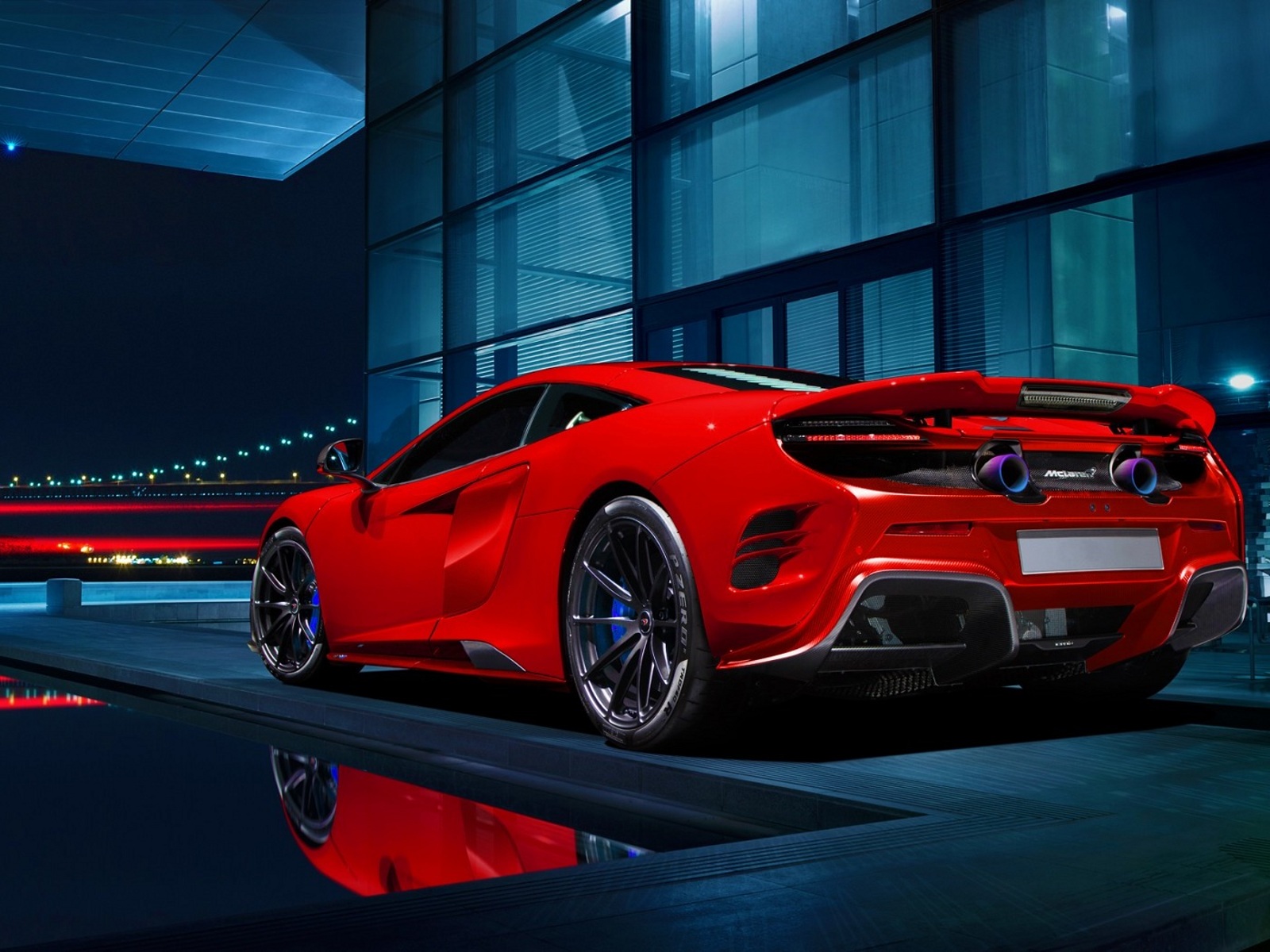 McLaren 675LT