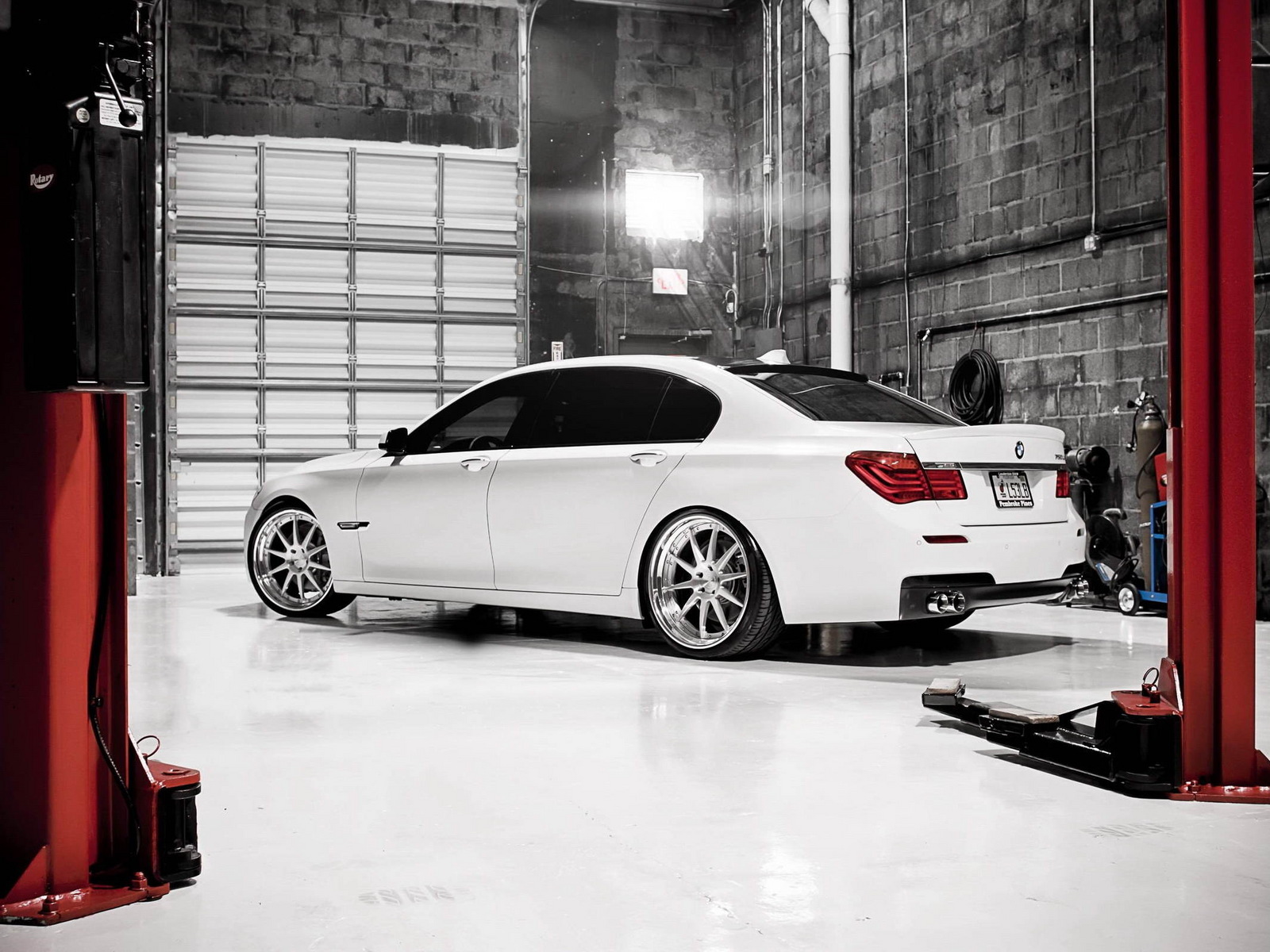 BMW 750