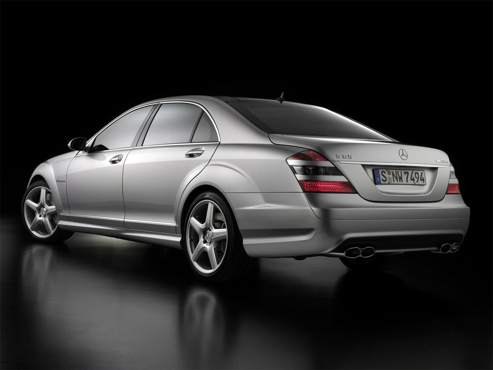 Mercedes S65 AMG