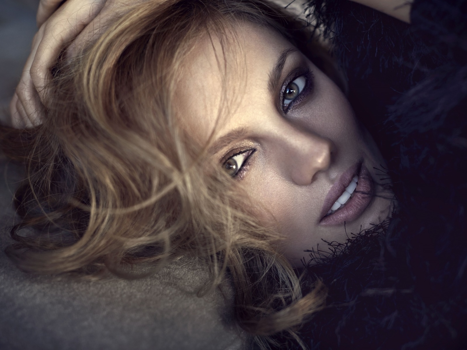 ��� ���� (Bar Paly)