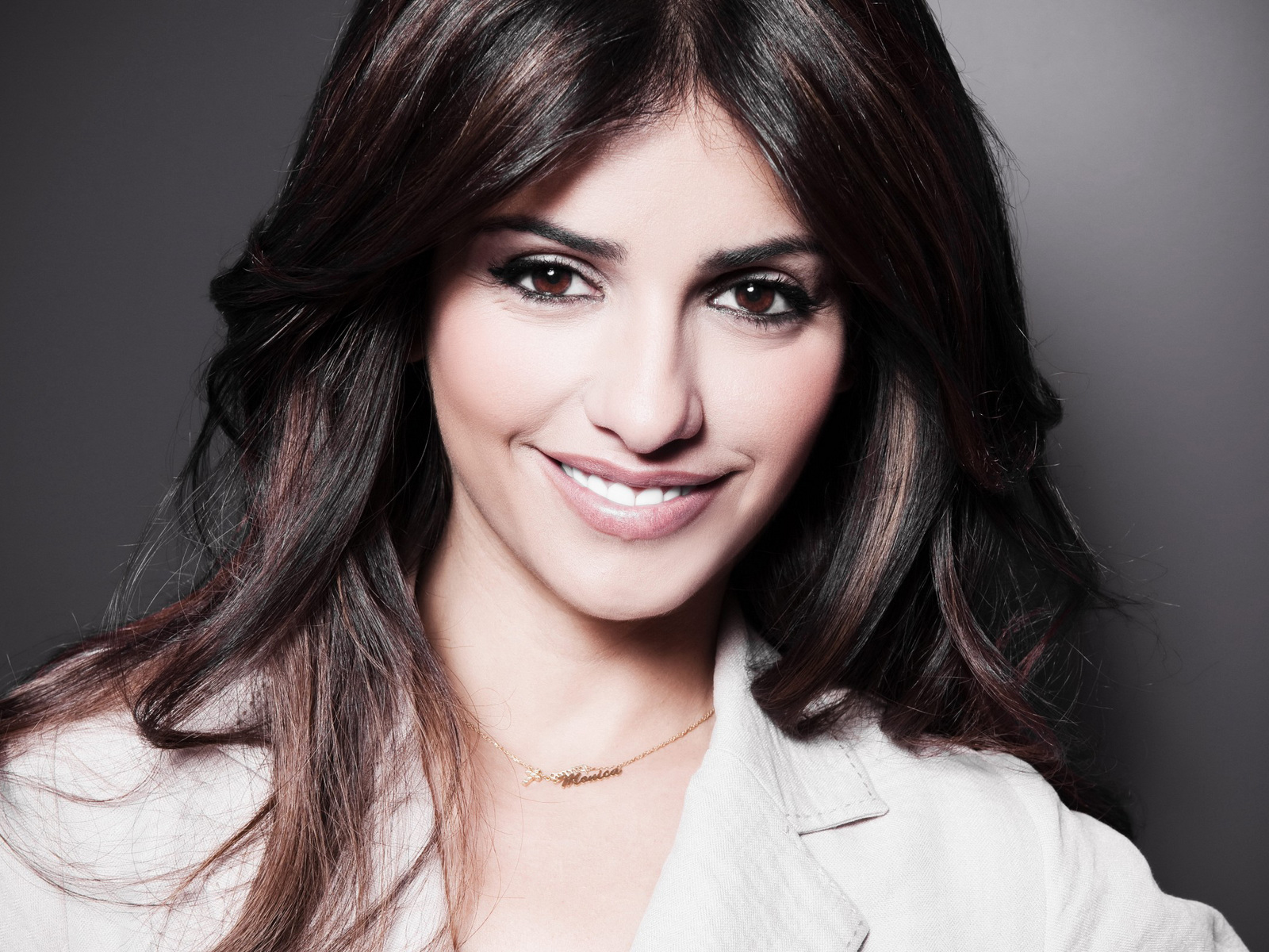 ������ ���� [Monica Cruz]