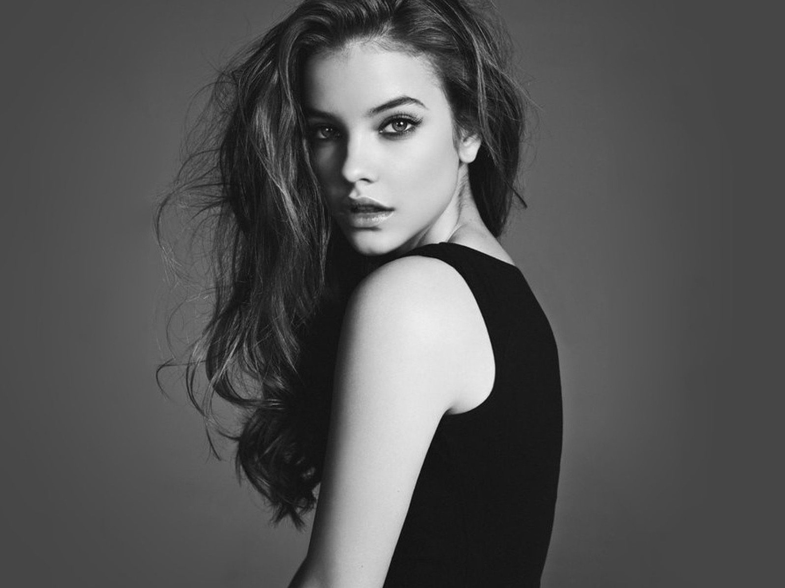 ������� ������ (Barbara Palvin)
