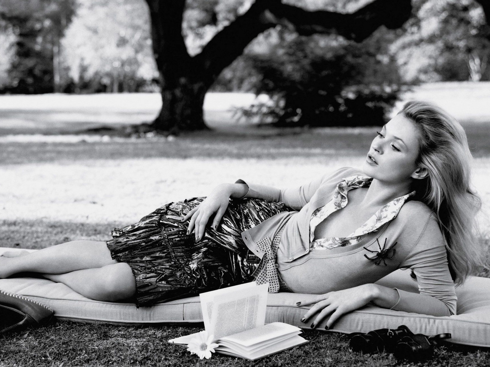 ���� ���� (Kate Moss)